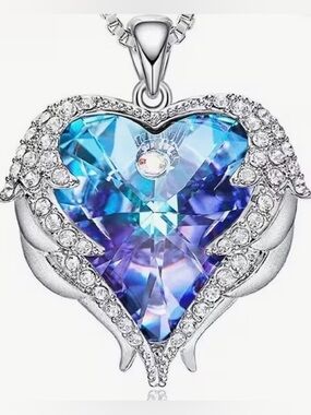Heart of the Ocean Silver Heart Pendant Necklace with Blue-Purple Crystal